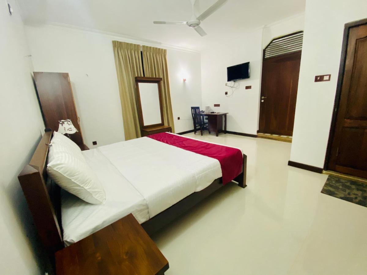 Kreation Hotels Коломбо Екстериор снимка